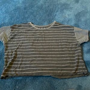 Womens lululemon cropped tee